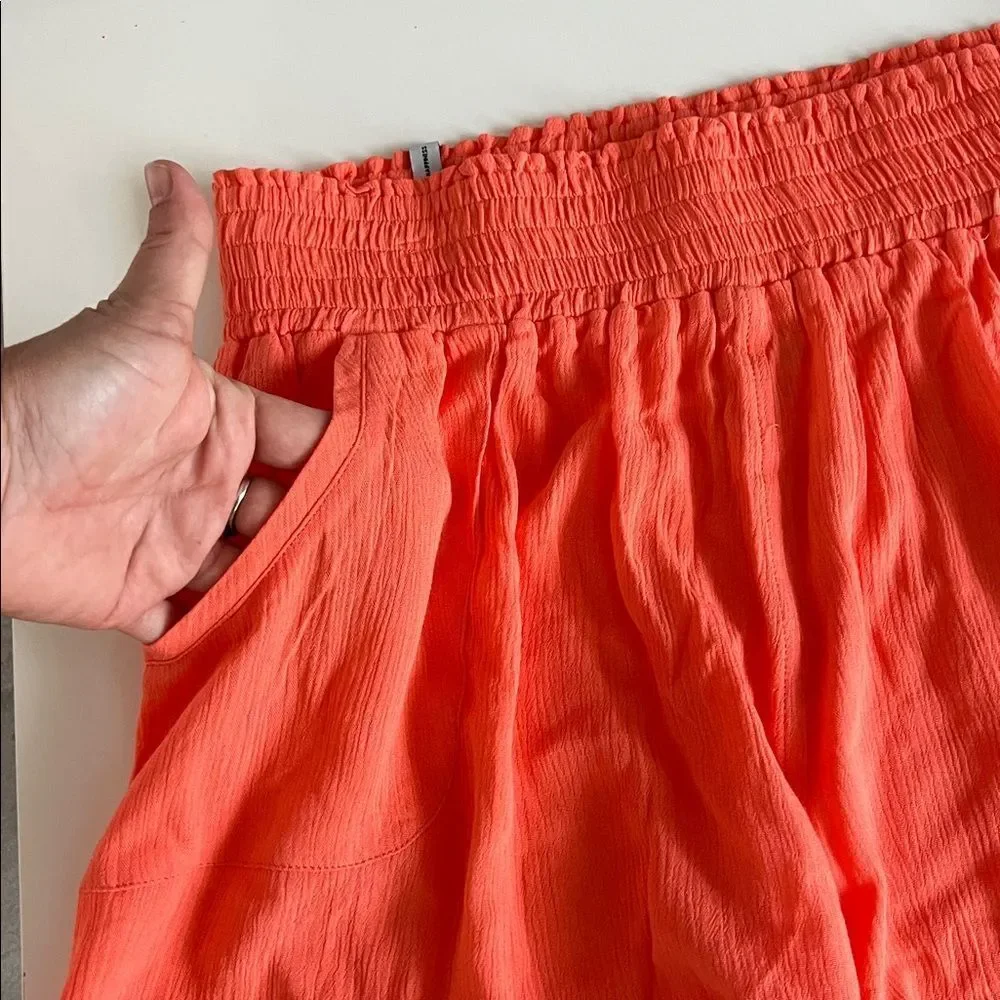 Body Glove Women’s Peach Color Cover Up Shorts - Picture 7 of 7